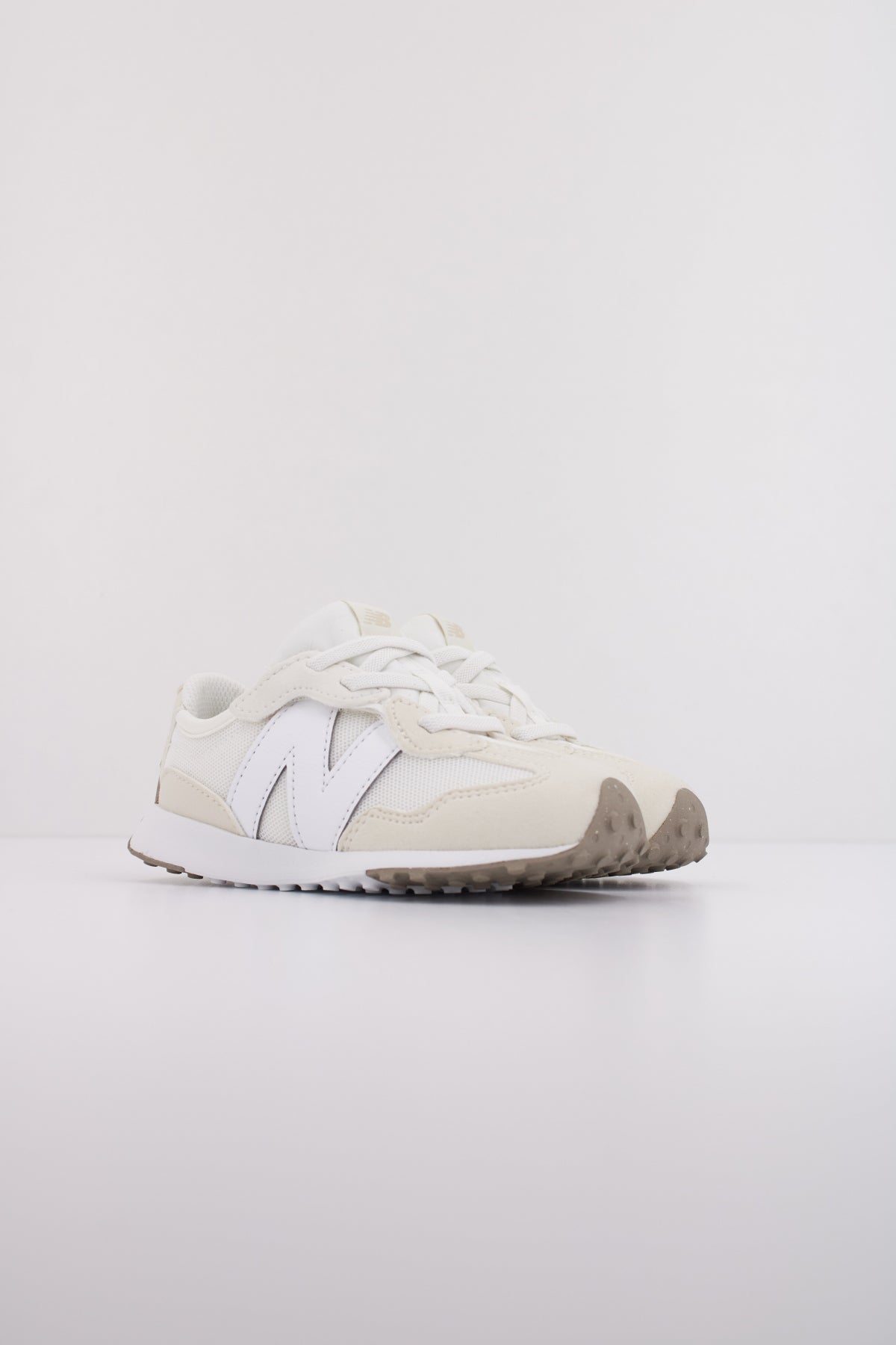 NEW BALANCE NW en color BEIS  (2)
