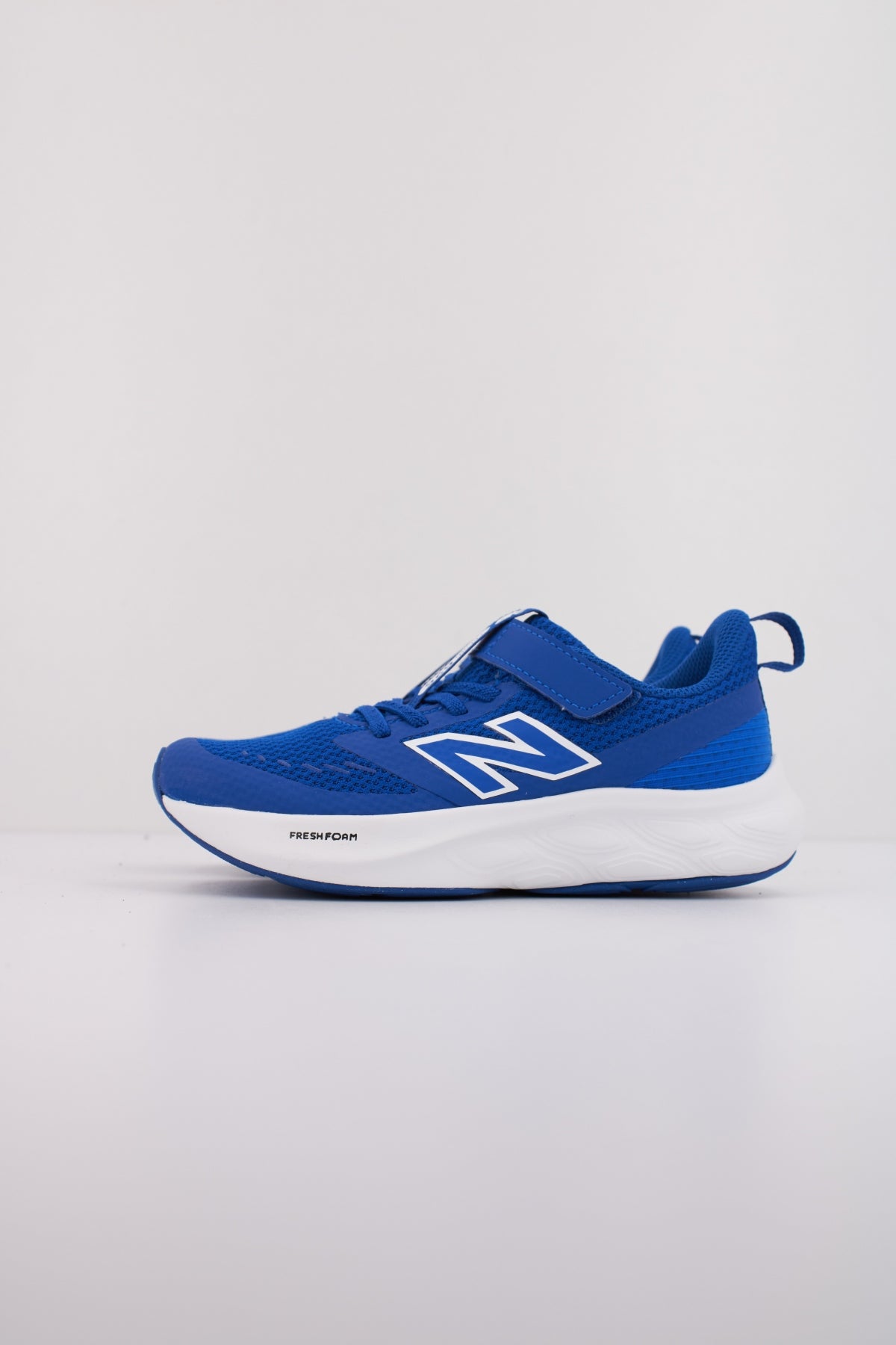 NEW BALANCE PT en color AZUL  (1)