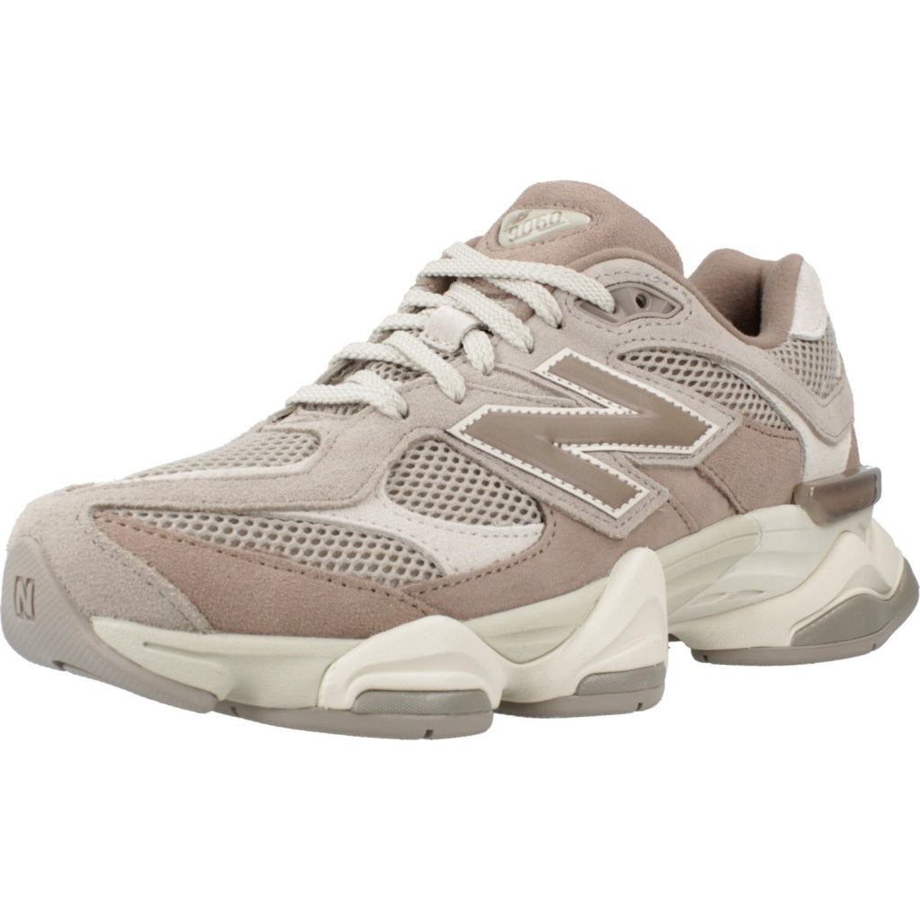 NEW BALANCE U ERC en color BEIS  (1)