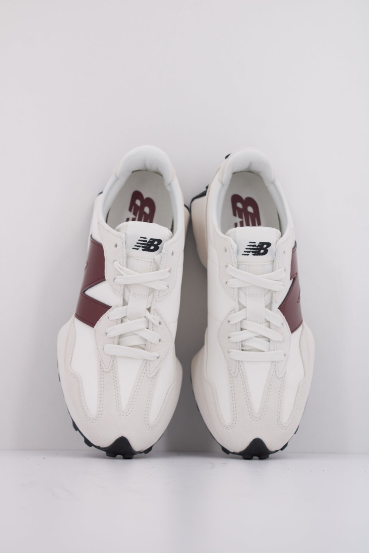 NEW BALANCE WS en color BLANCO  (3)