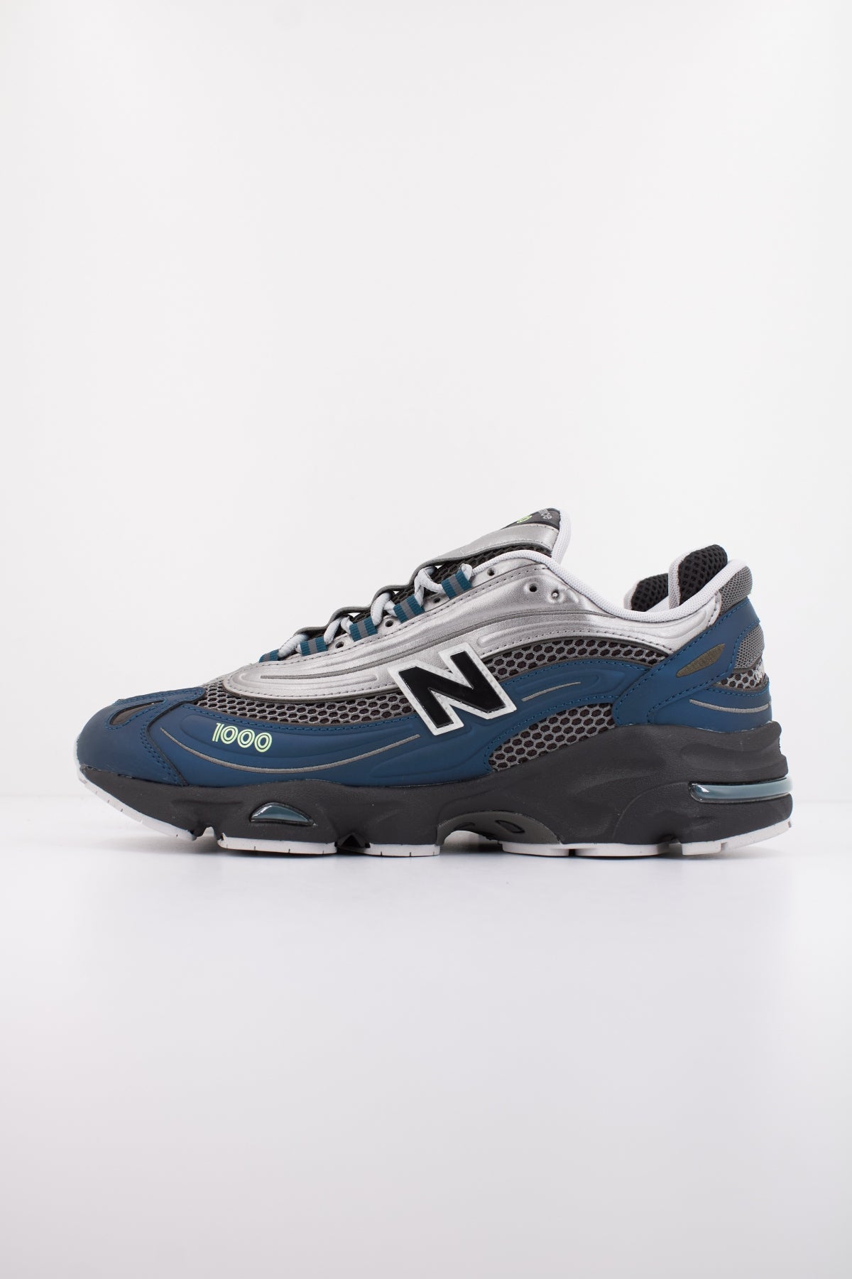 NEW BALANCE M en color AZUL  (1)