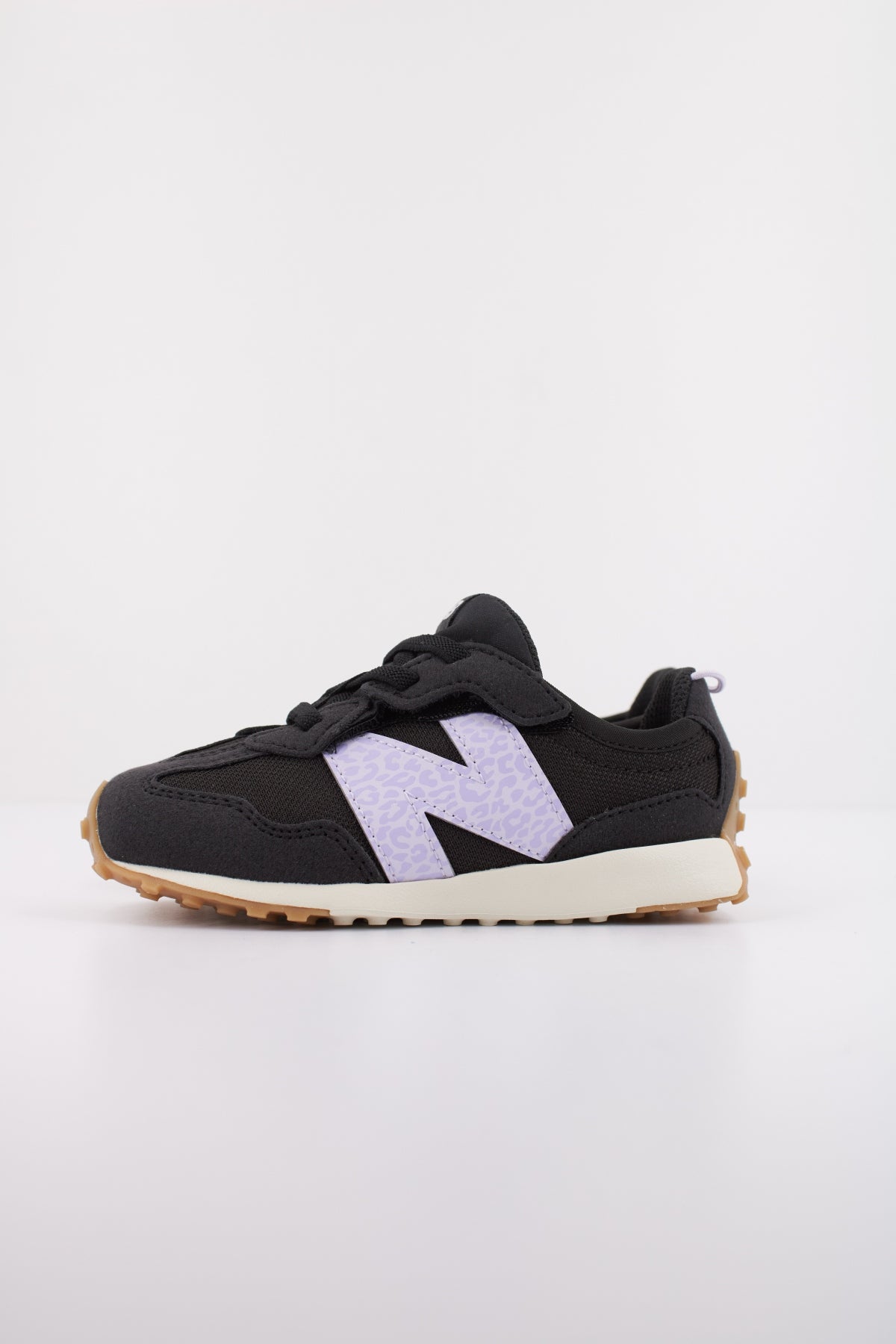 NEW BALANCE NW WG en color NEGRO  (1)