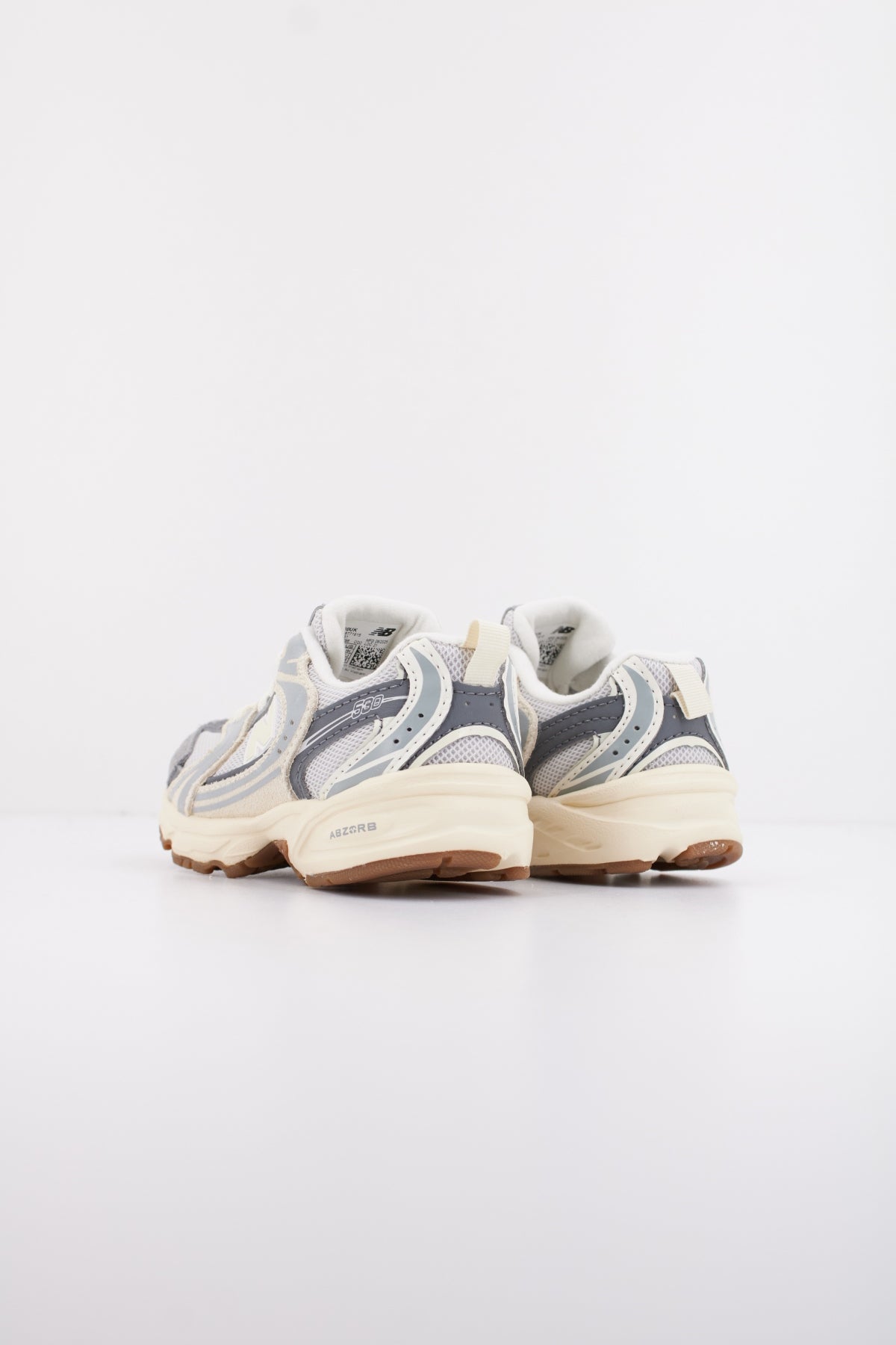 NEW BALANCE IZ en color GRIS  (4)