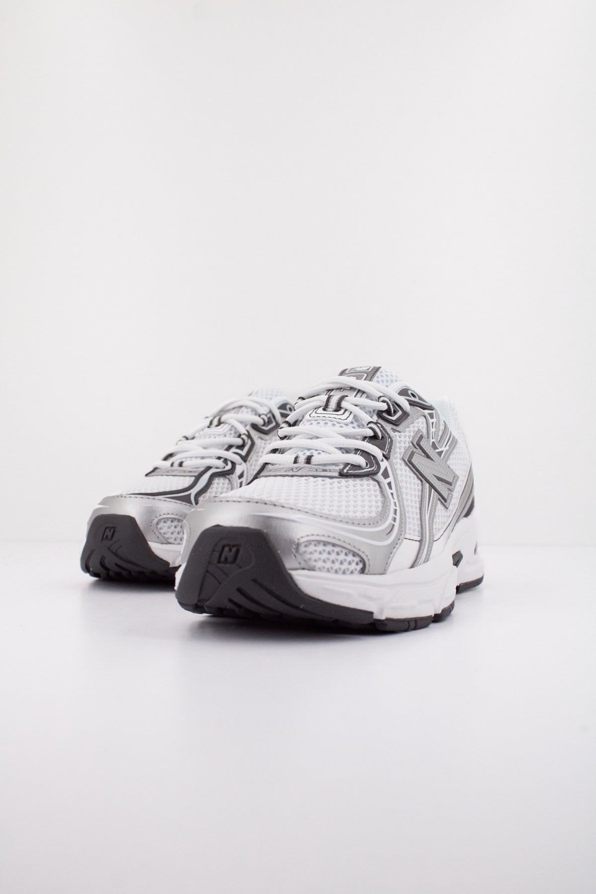 NEW BALANCE U PH en color BLANCO  (2)