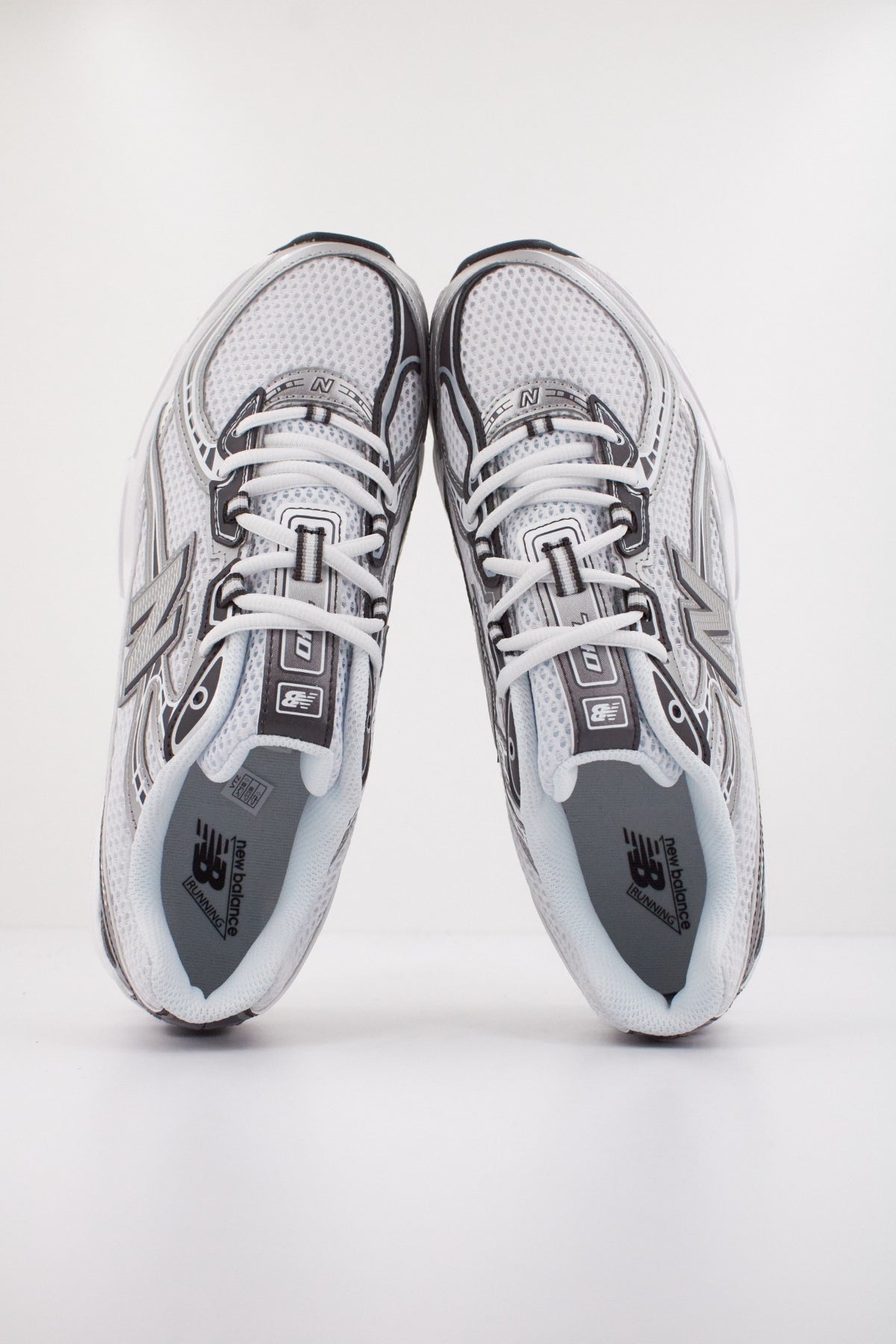 NEW BALANCE U PH en color BLANCO  (3)