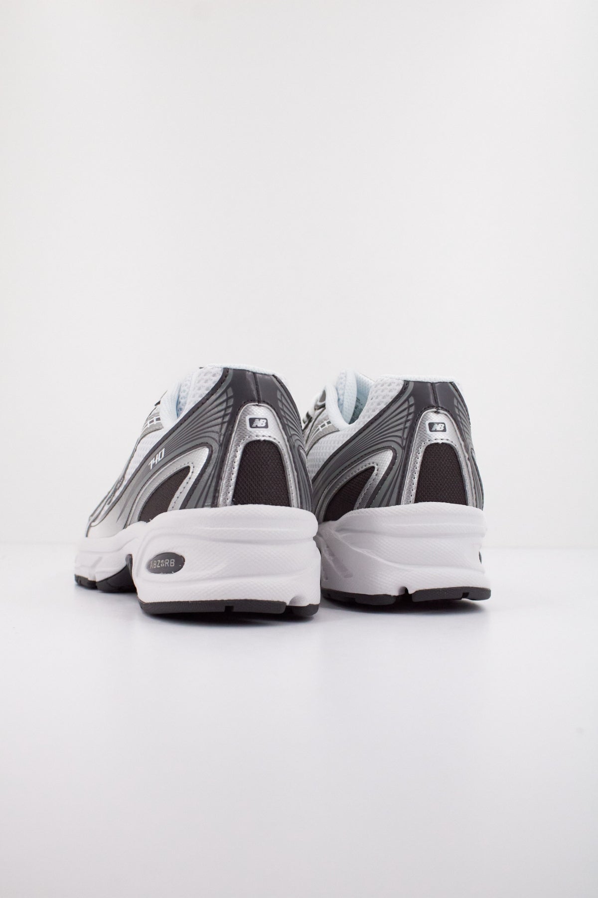 NEW BALANCE U PH en color BLANCO  (4)