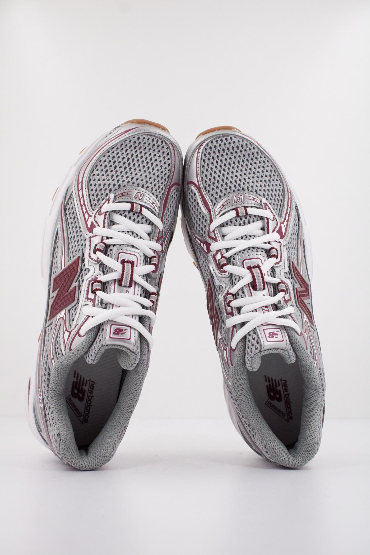 NEW BALANCE U MS  en color GRIS  (3)