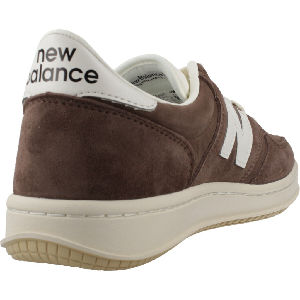 NEW BALANCE M  en color MARRON  (3)