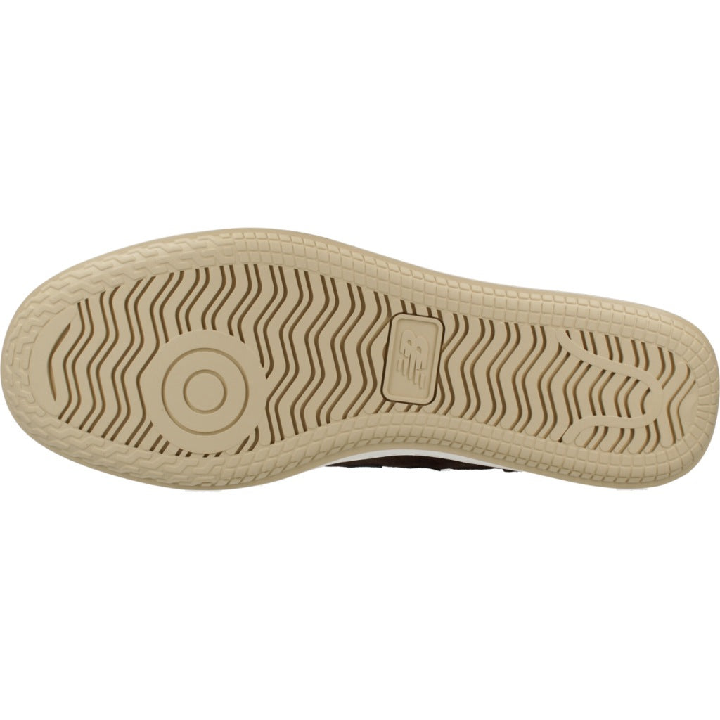 NEW BALANCE M  en color MARRON  (6)