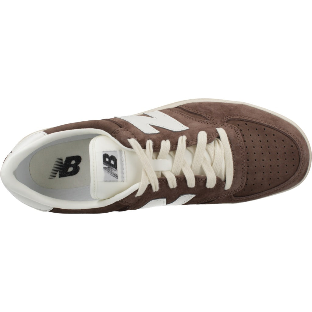 NEW BALANCE M  en color MARRON  (7)