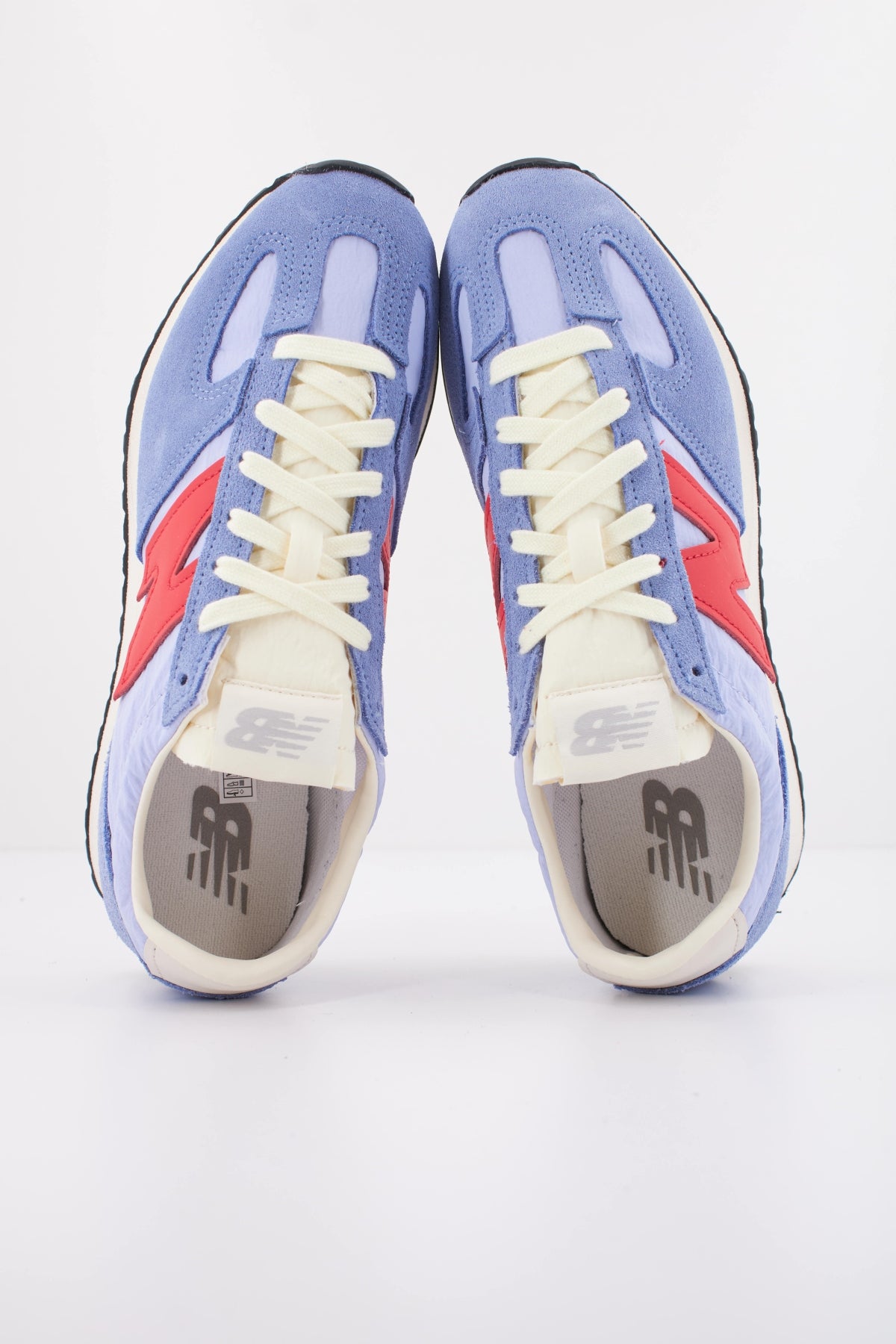 NEW BALANCE U  en color AZUL  (3)