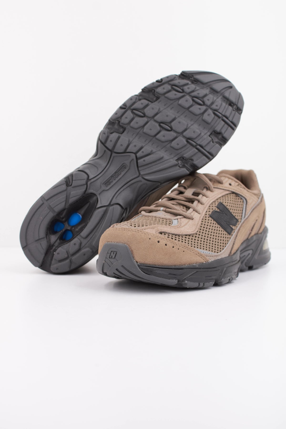 NEW BALANCE U en color VERDE  (5)