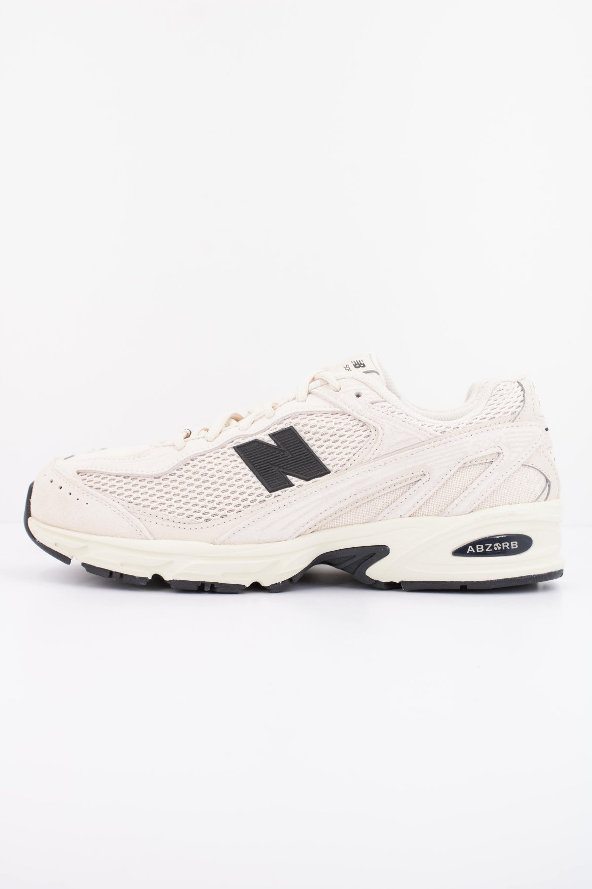 NEW BALANCE U en color BEIS  (1)