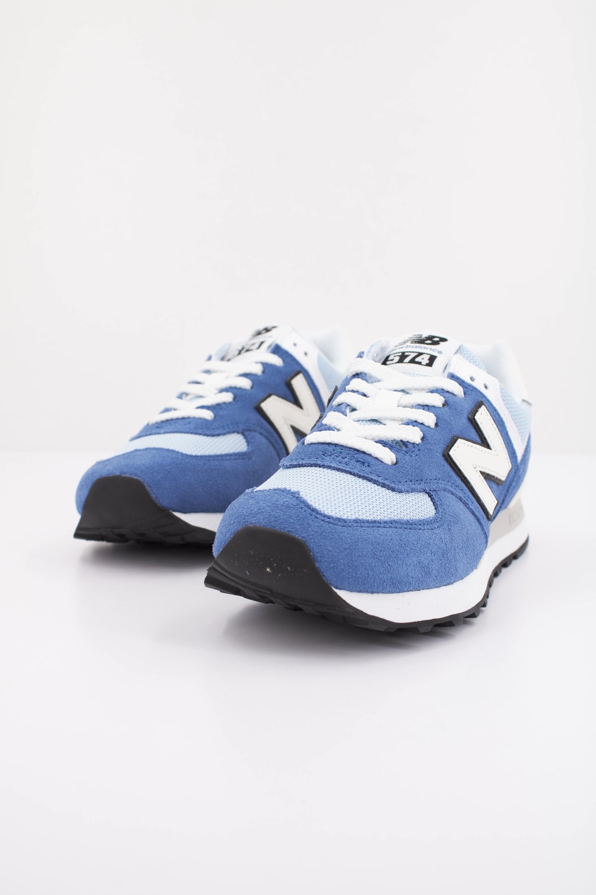 NEW BALANCE U en color AZUL  (2)