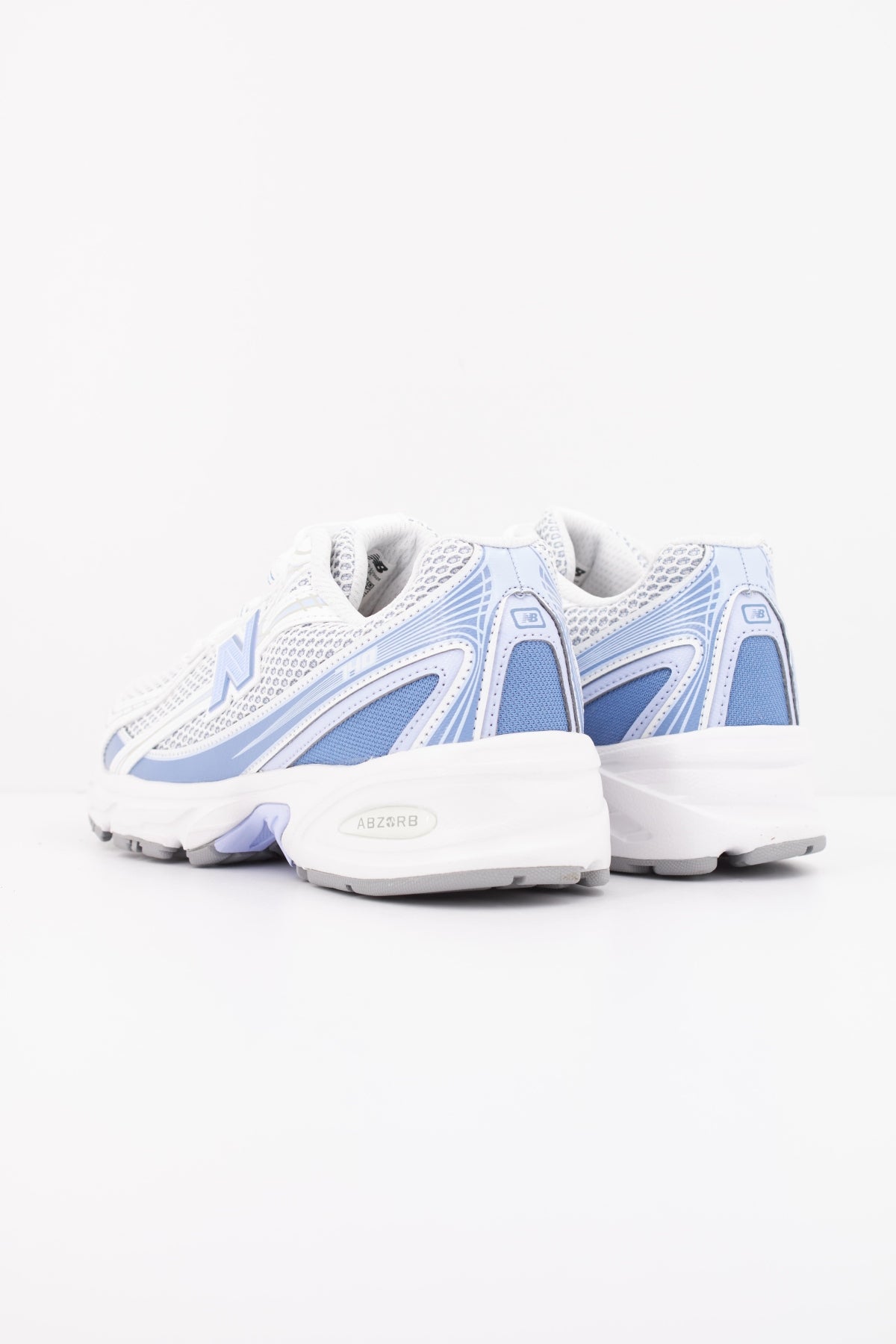 NEW BALANCE U T en color AZUL  (4)