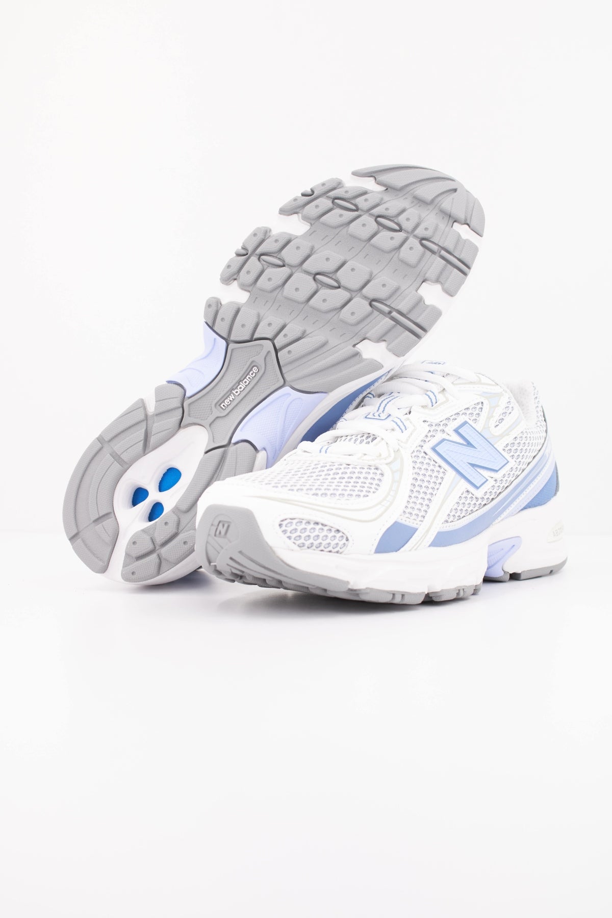 NEW BALANCE U T en color AZUL  (5)