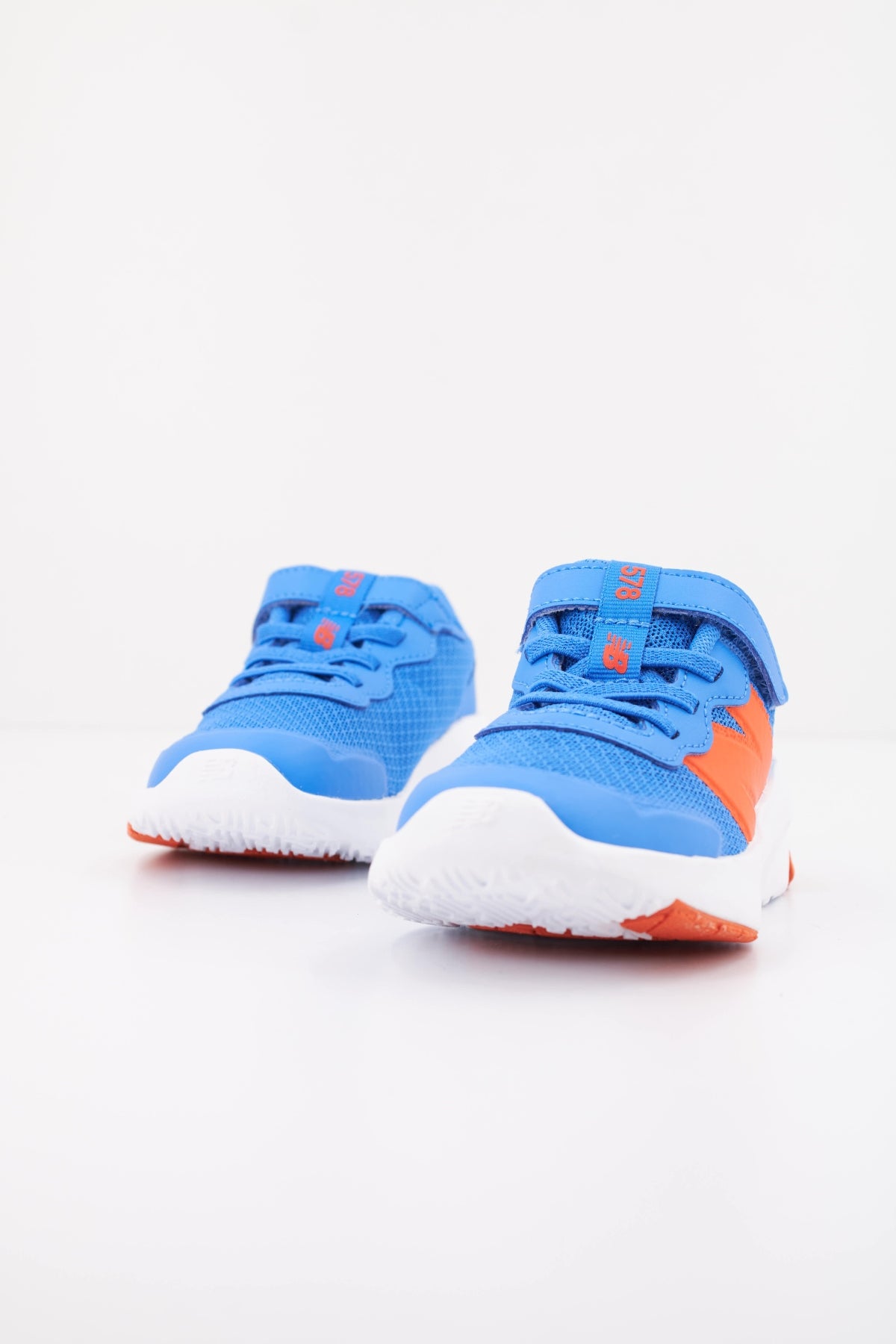 NEW BALANCE I OZ en color AZUL  (2)