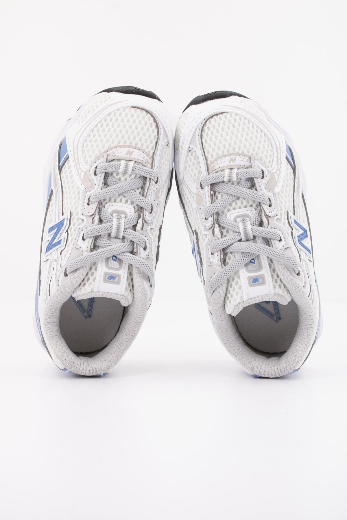 NEW BALANCE I VA en color BLANCO  (3)