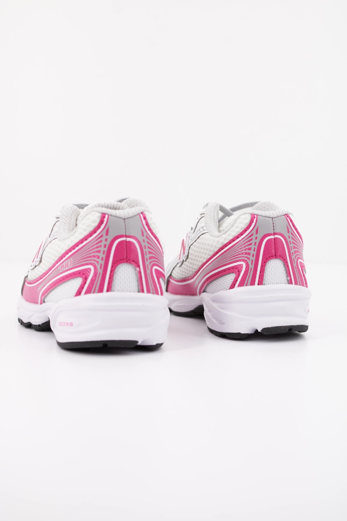 NEW BALANCE I  en color BLANCO  (4)