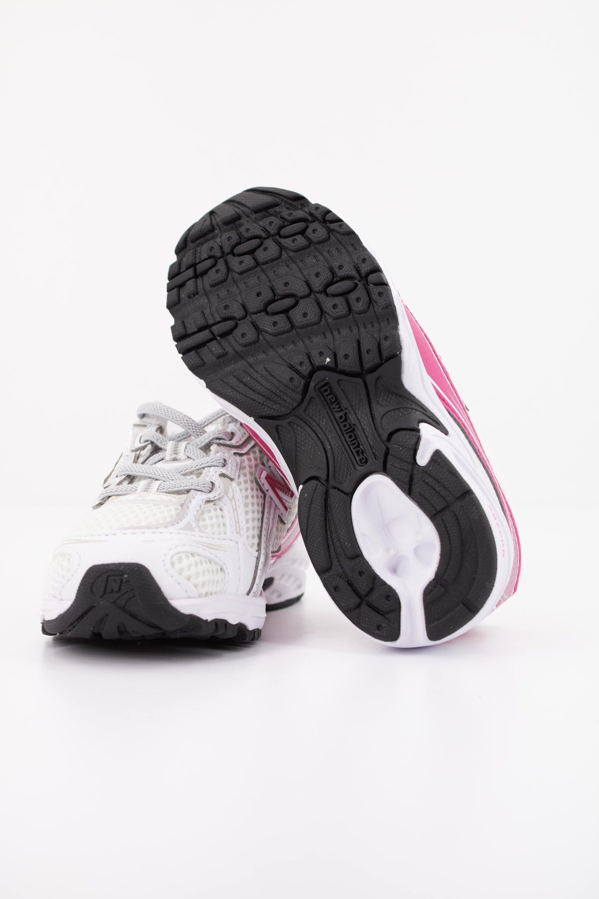 NEW BALANCE I  en color BLANCO  (5)