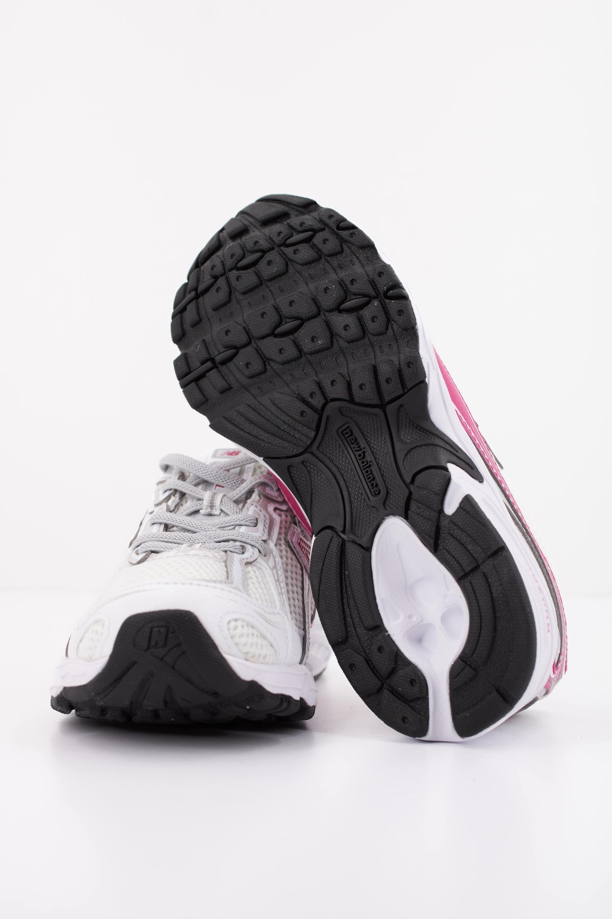 NEW BALANCE P   en color BLANCO  (5)