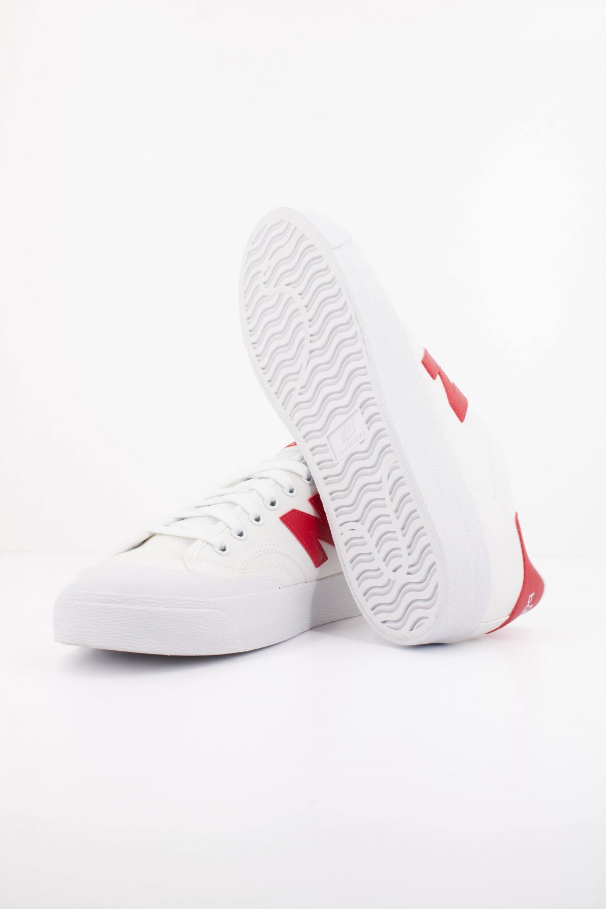 NEW BALANCE BB CRD en color BLANCO  (5)