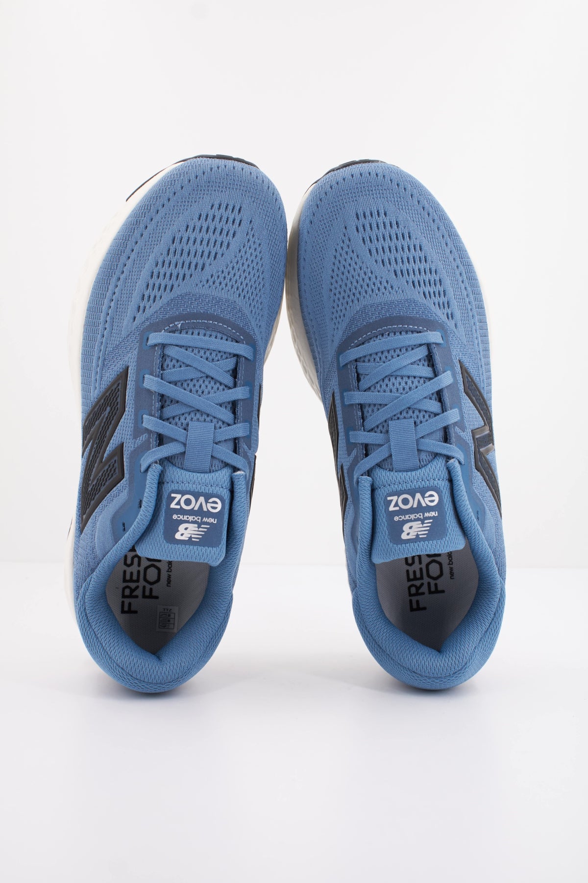 NEW BALANCE FRESH FOAM EVOZ en color AZUL  (3)
