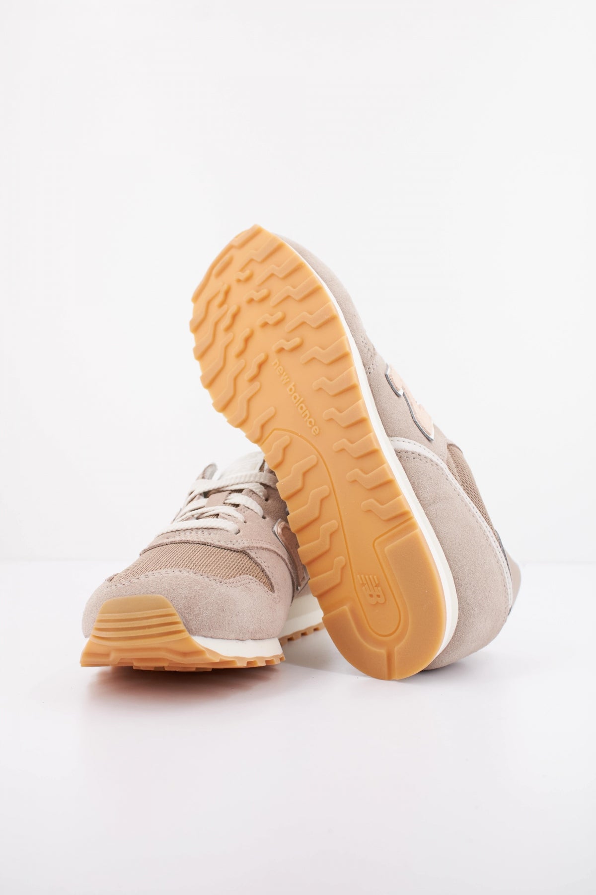 NEW BALANCE WL TM  en color MARRON  (5)