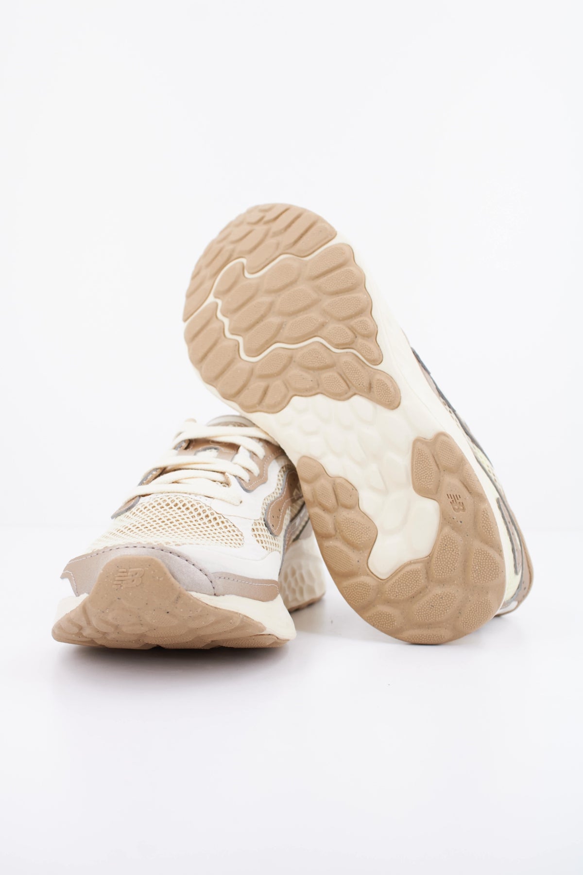 NEW BALANCE WARIST G en color MARRON  (5)