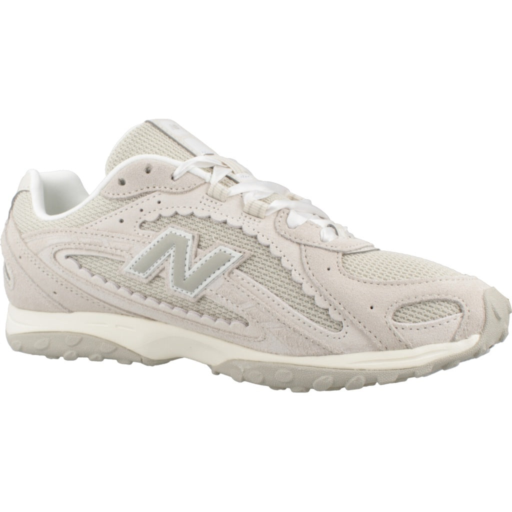 NEW BALANCE UL SZ  en color BEIS  (5)