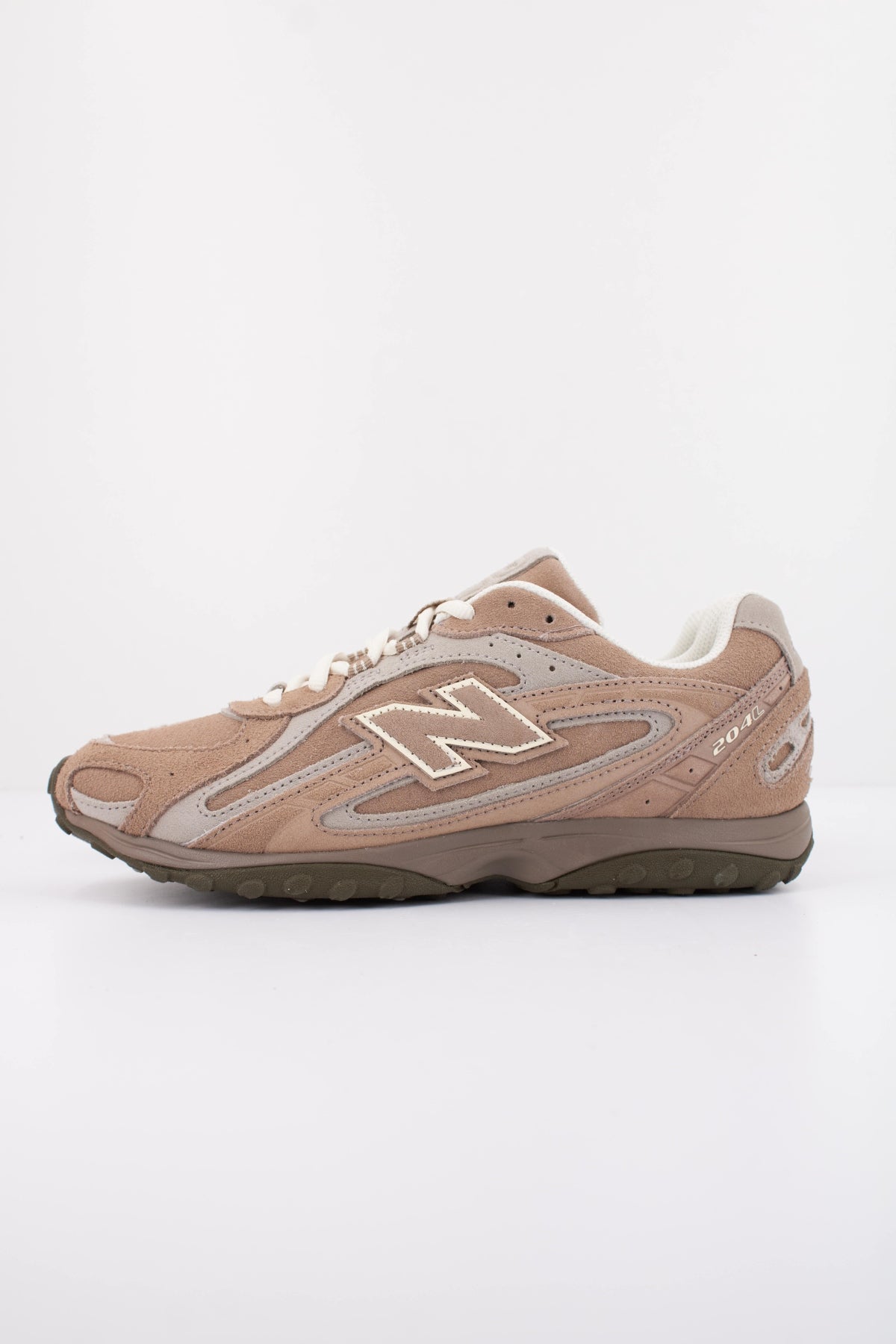 NEW BALANCE UL  en color MARRON  (1)