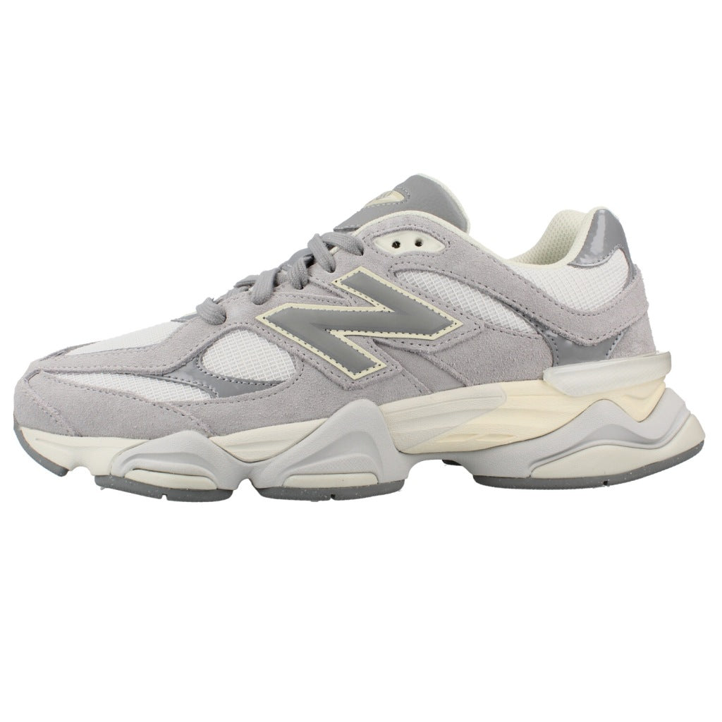 NEW BALANCE U Z DEPORTIVO en color GRIS  (2)