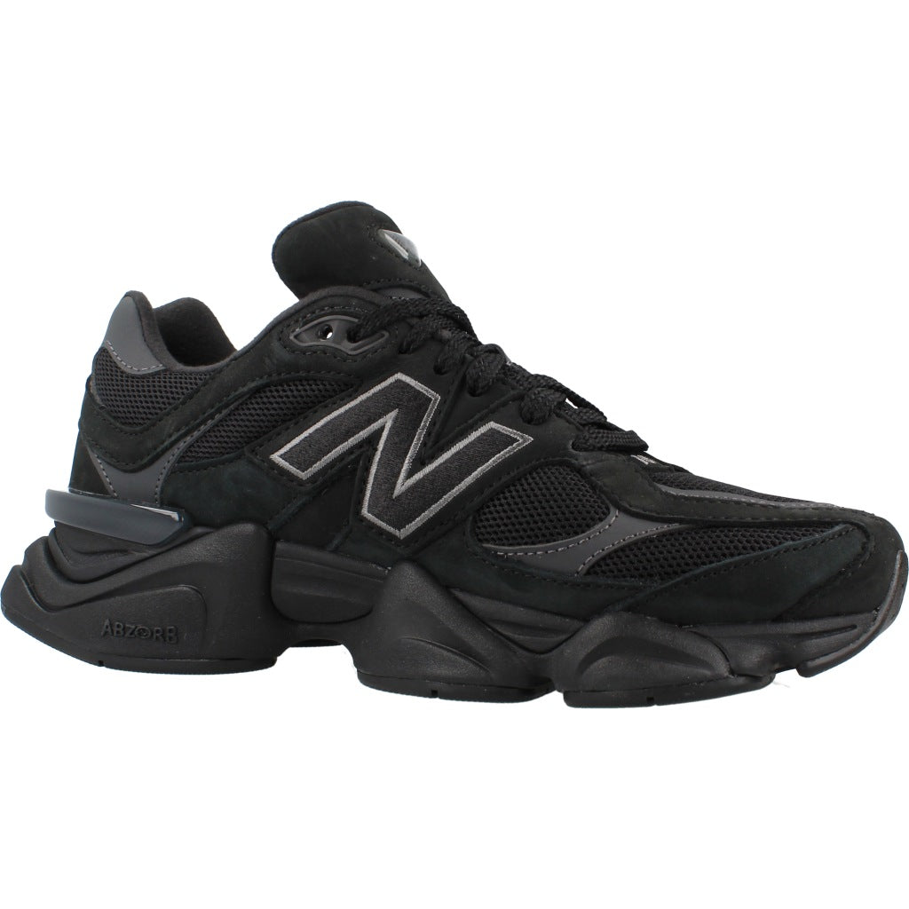 NEW BALANCE U ZGE DEPORTIVO en color NEGRO  (5)