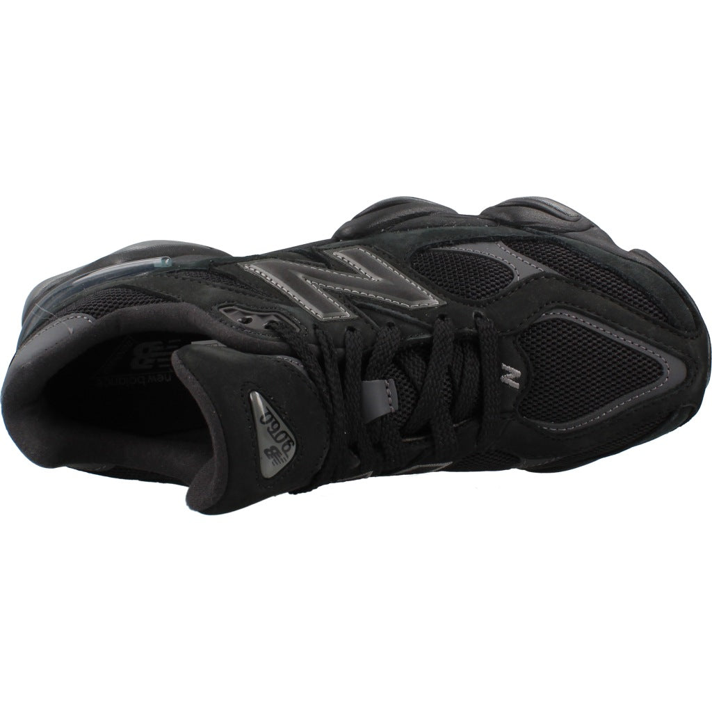 NEW BALANCE U ZGE DEPORTIVO en color NEGRO  (7)