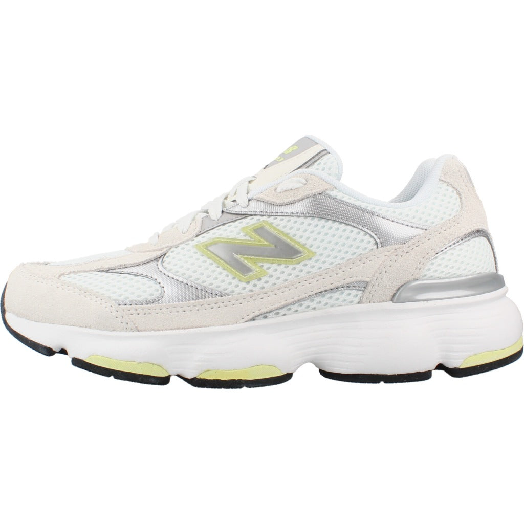 NEW BALANCE W DJ DEPORTIVO en color BEIS  (2)