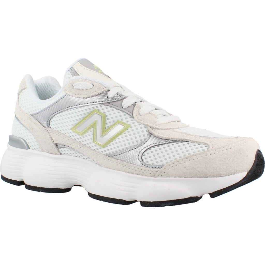 NEW BALANCE W DJ DEPORTIVO en color BEIS  (5)