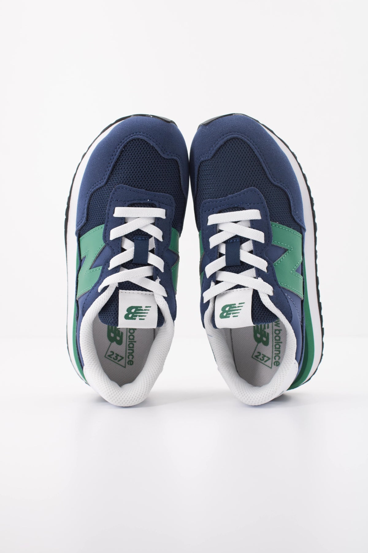 NEW BALANCE P JH DEPORTIVO en color AZUL  (3)