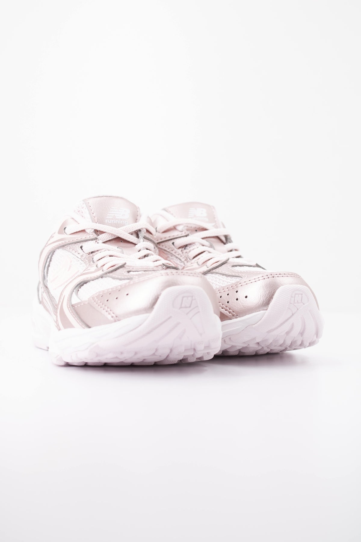 NEW BALANCE P ZV DEPORTIVO en color ROSA  (2)