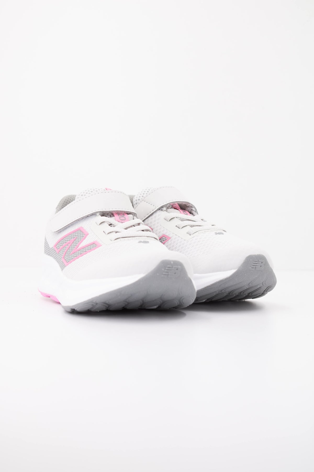 NEW BALANCE P en color GRIS  (2)