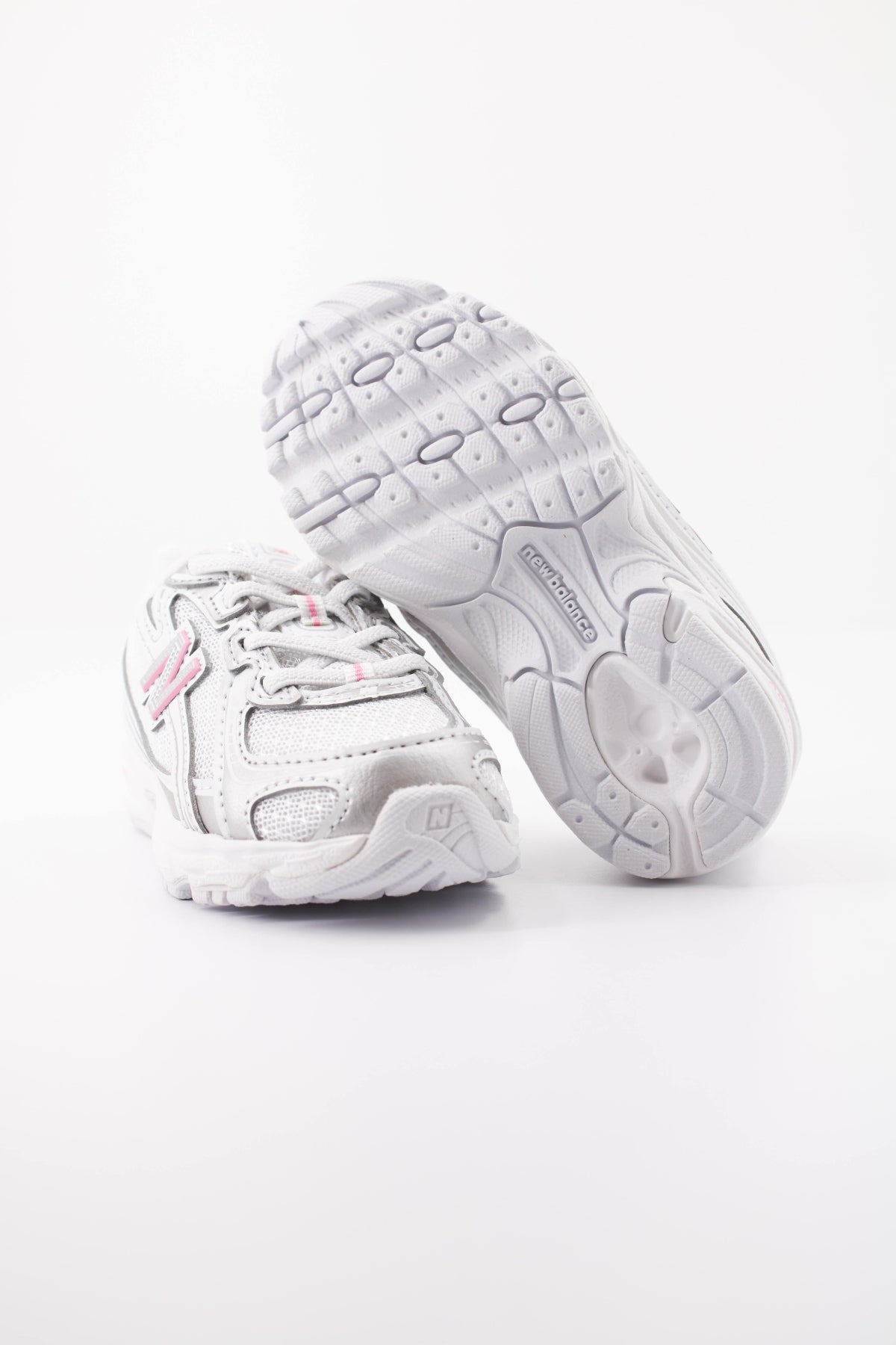 NEW BALANCE I N DEPORTIVO en color BLANCO  (5)