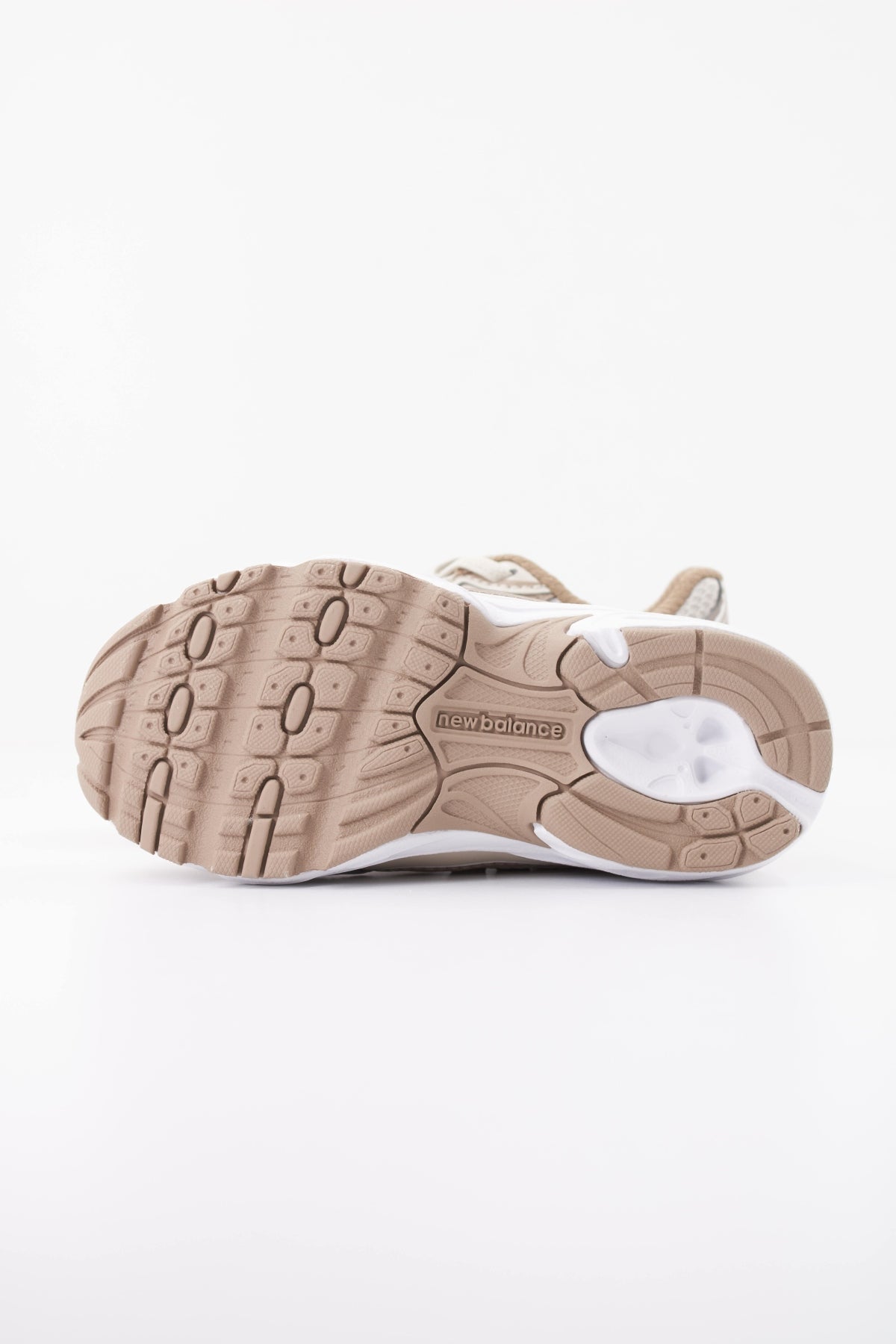 NEW BALANCE I MC en color MARRON  (5)