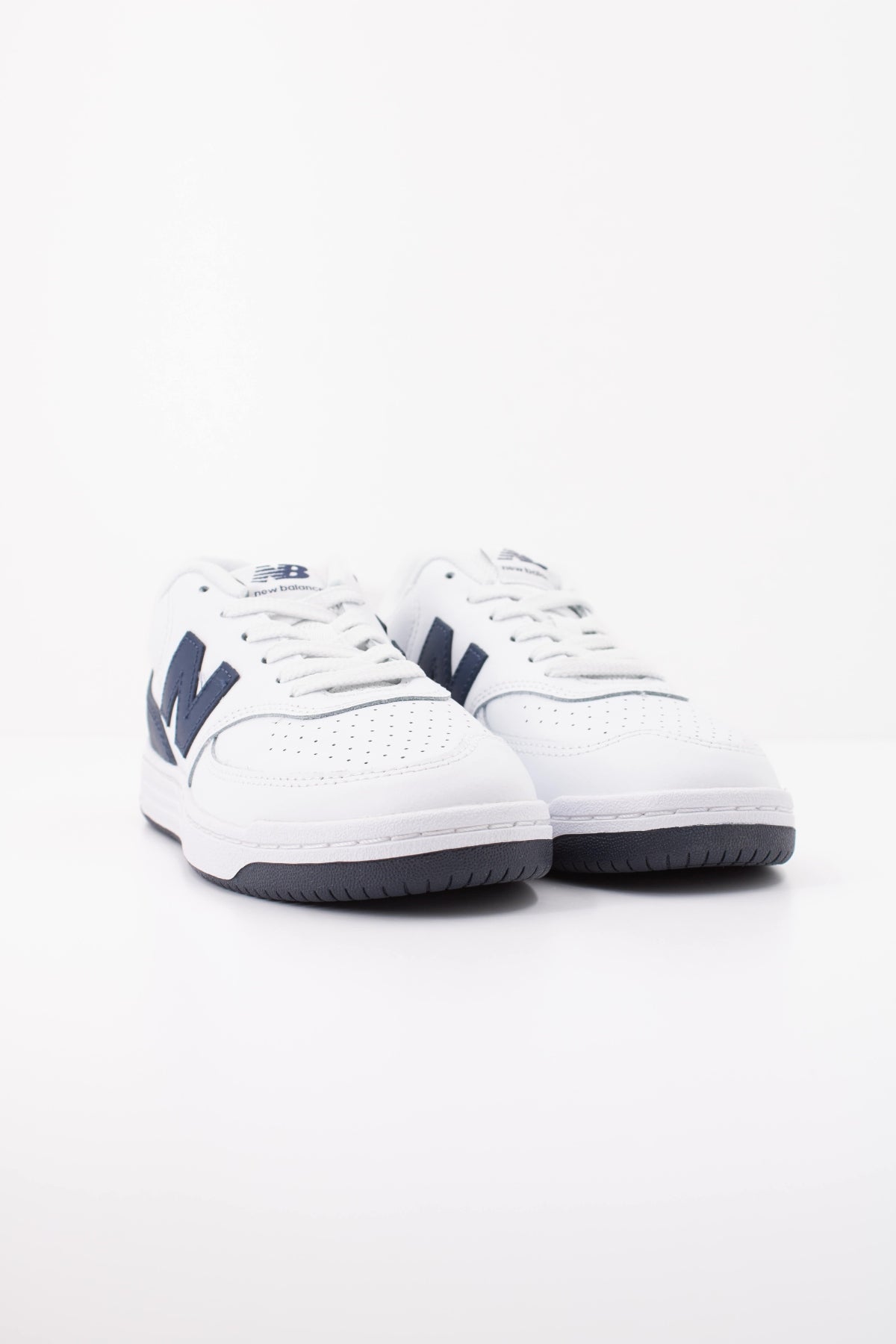 NEW BALANCE G KG DEPORTIVO en color BLANCO  (2)