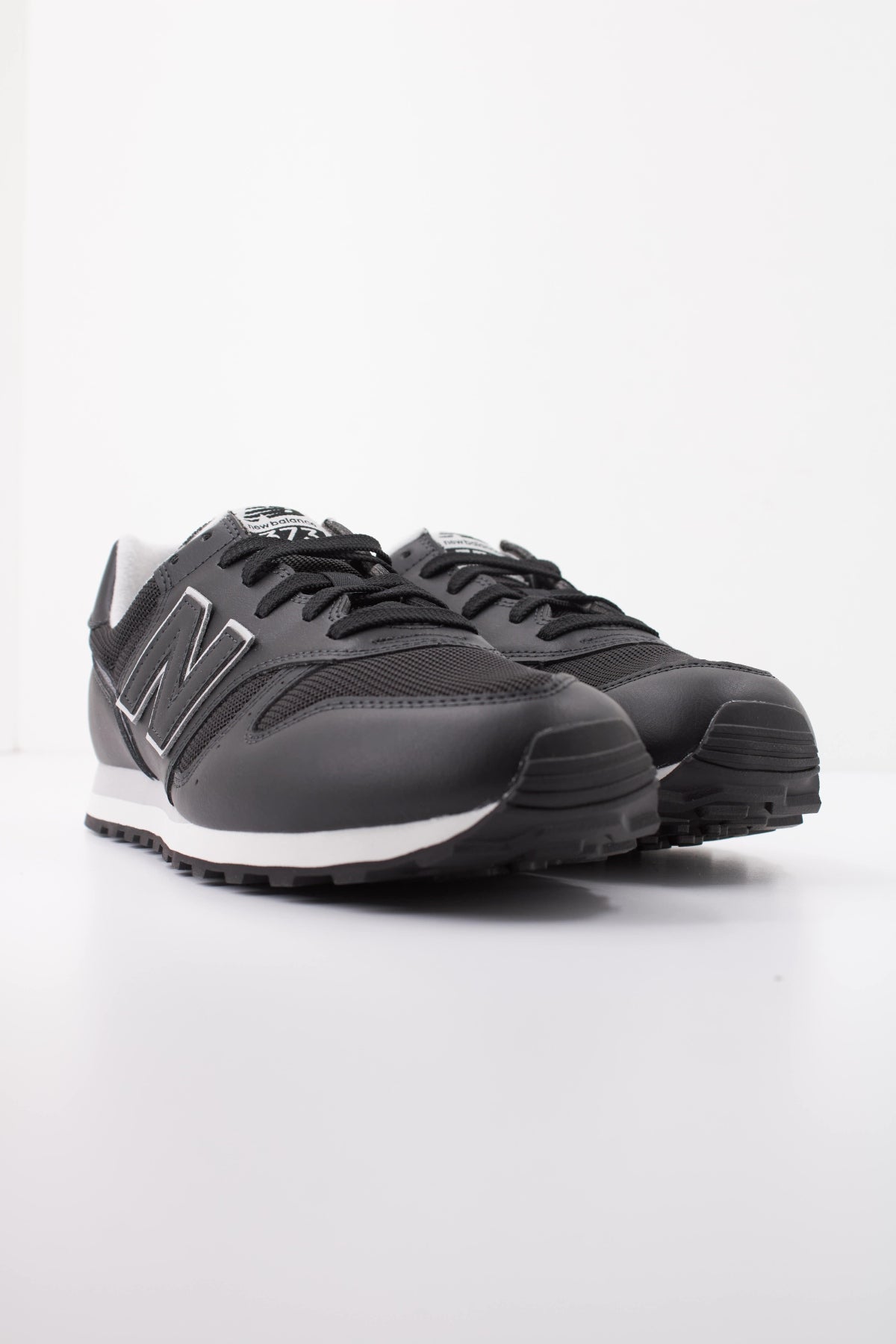 NEW BALANCE ML PK en color NEGRO  (2)