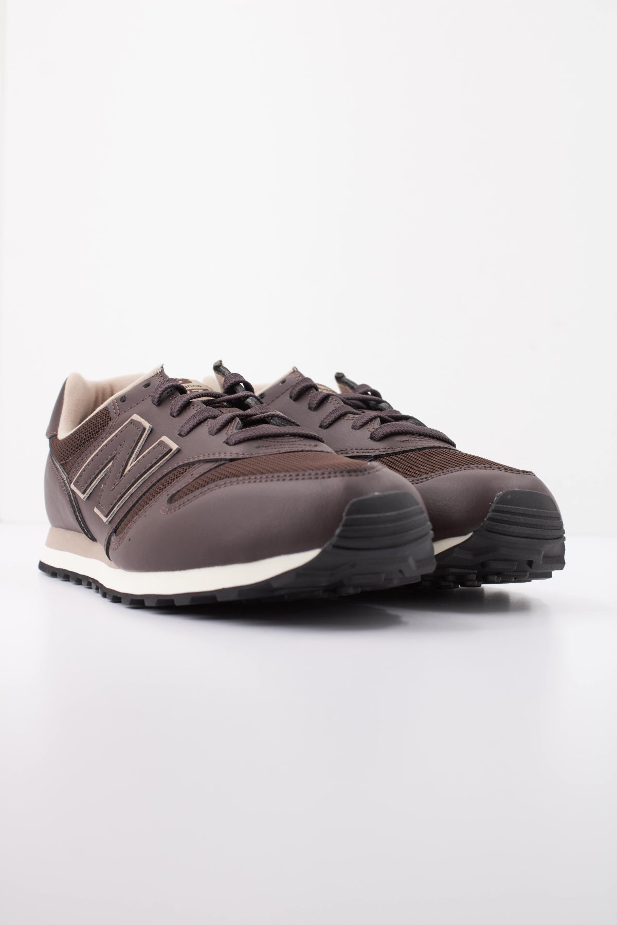 NEW BALANCE ML PL en color MARRON  (2)