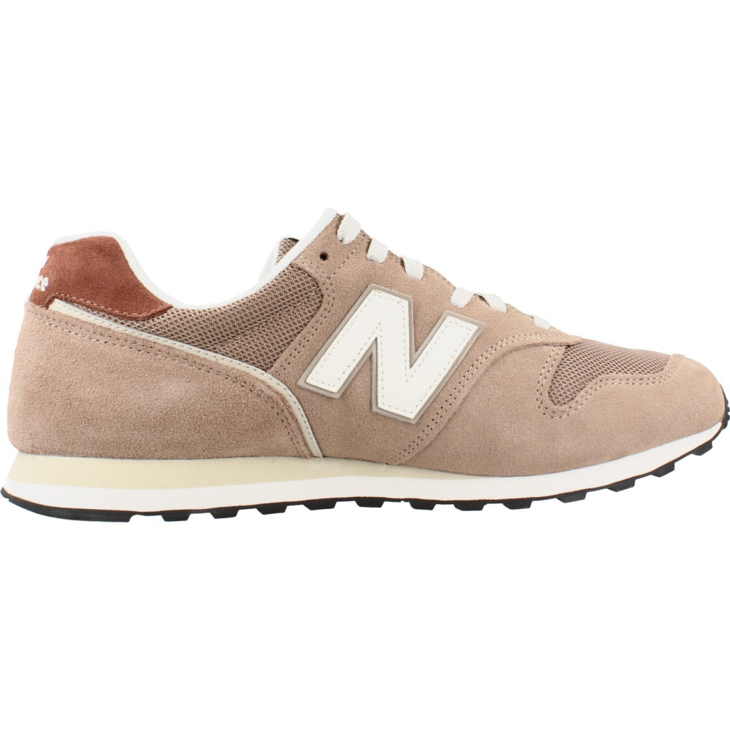 NEW BALANCE ML XA DEPORTIVO en color MARRON CLARO  (4)