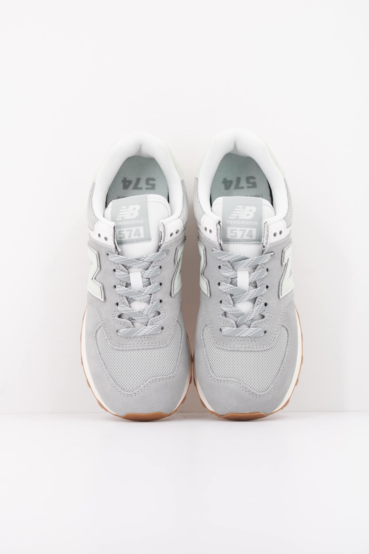 NEW BALANCE W VY DEPORTIVO en color GRIS  (3)