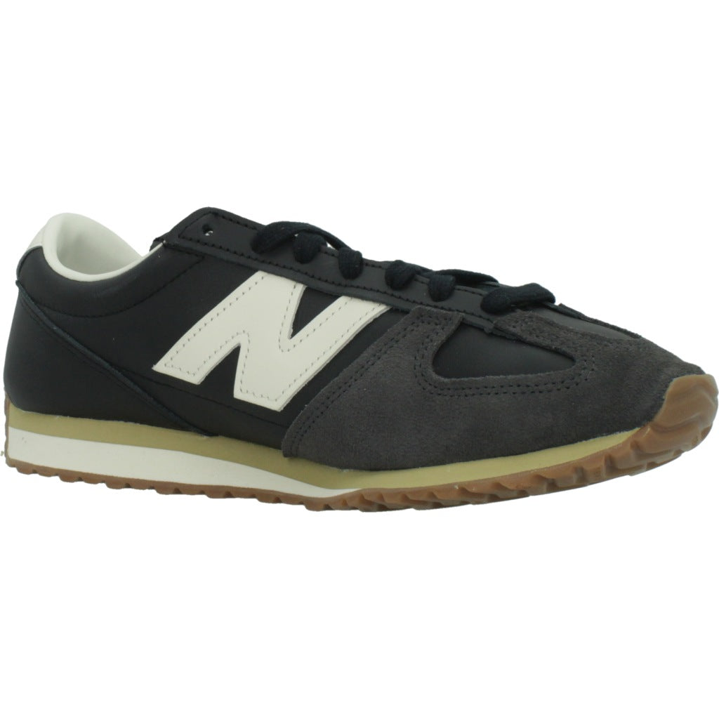 NEW BALANCE U TD DEPORTIVO en color NEGRO  (5)