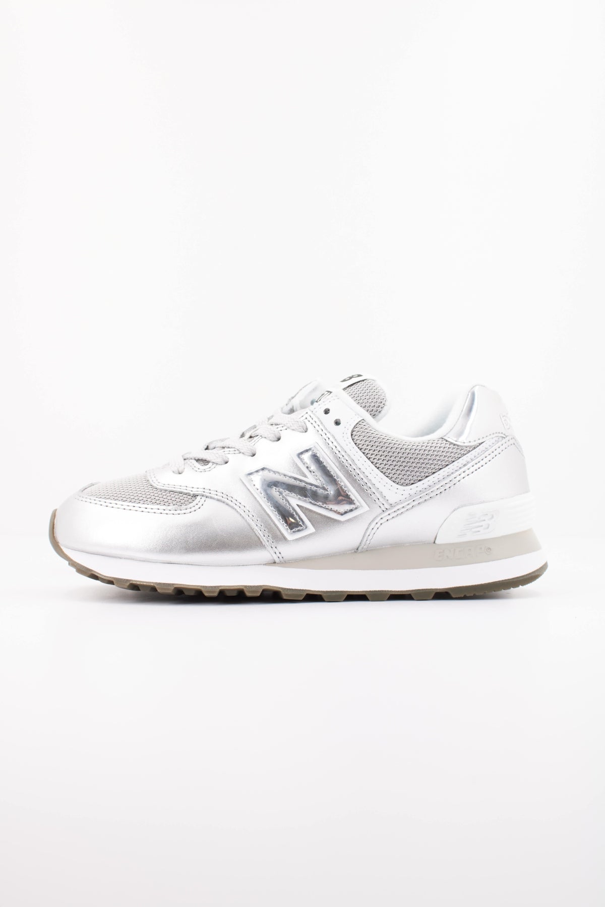NEW BALANCE W  DEPORTIVO en color PLATA  (1)
