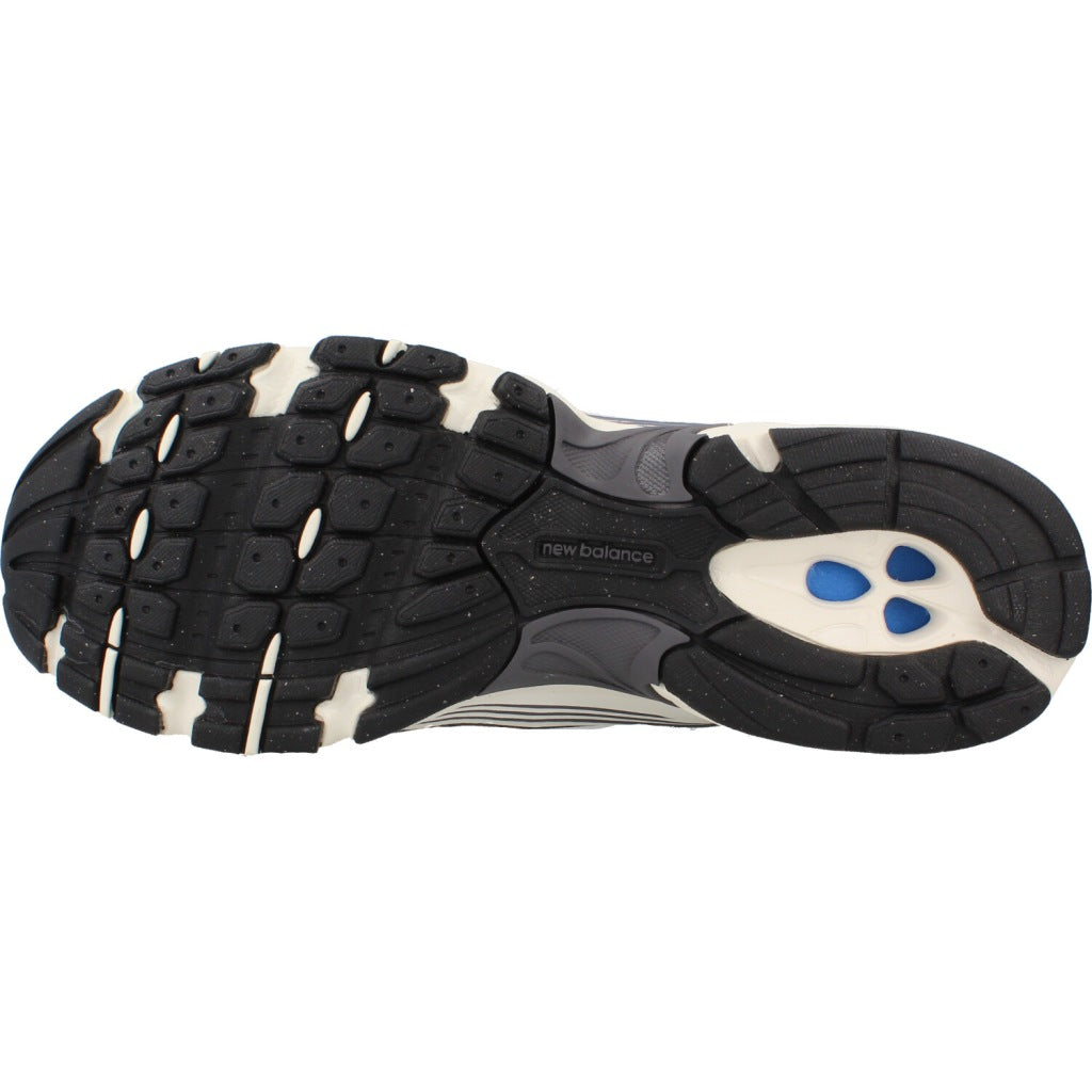 NEW BALANCE U COC DEPORTIVO en color BLANCO  (6)