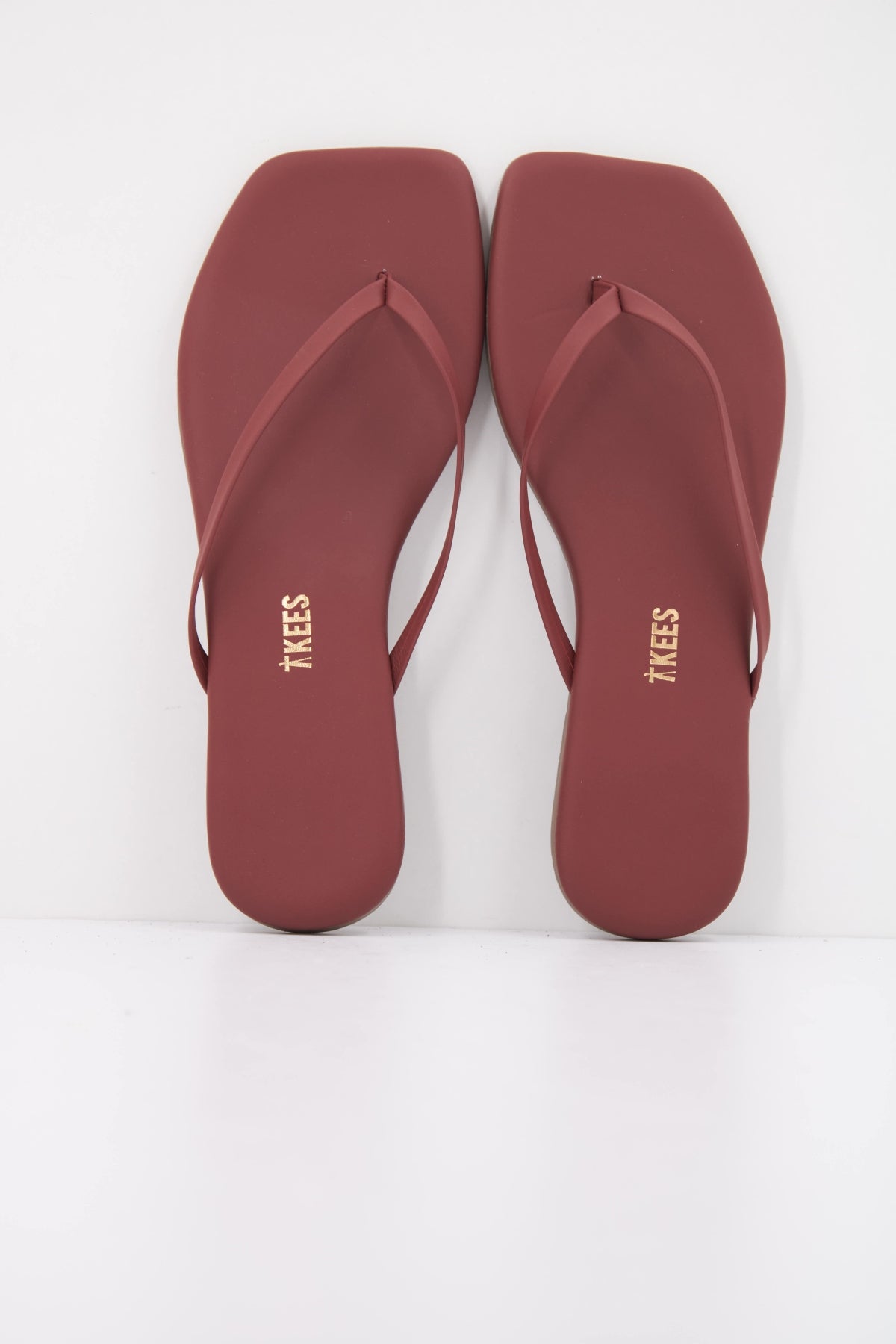 TKEES TKESQUARE TOE en color BURDEOS  (3)